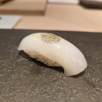 一㐂 - 白烏賊