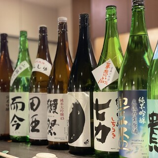 You can enjoy rare sake from all over the country!