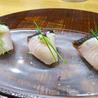 十皿 - 明石鰆の手毬寿司仕立て