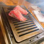 Yakiniku Ponga Eru E - 上ネギたん塩はお店の方が焼いてくれました。