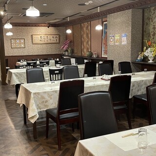 落ち着いた雰囲気の空間。気軽なお食事からご宴会に最適です！