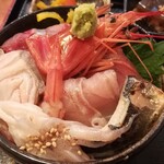 呑み食い処 なぶら - 海鮮丼