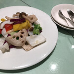 里弄 - アオリイカと野菜のあっさり炒め