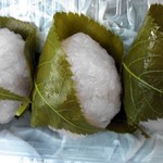 農産物直売所さくら市場 - さくら市場さんでしか買えない丹生谷製菓さんのお餅です