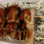 ハセガワストア - 季節のやきとり弁当（小、旨辛）わさびごはん