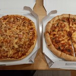 AOKI's Pizza - バーベキューチキン&モッツァレラ、フレッシュマルゲリータ