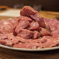 炭火焼肉ホルモン うしごろ 中目黒店 - 