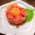 スタミナ焼肉 肉ですみだ - 黒毛和牛ミスジユッケ