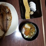 松海荘 - ワタリガニの味噌汁付きですね〰️‼️