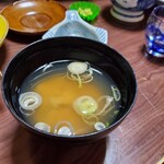 松海荘 - 〆の味噌汁です！