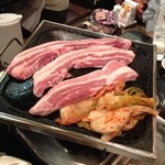 来ました、サムギョプサル〜