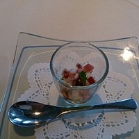 ミクニ ヨコハマ - たこのマリネにきゅうりのソース