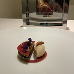 レストラン アレナ - シュトーレンとりんご