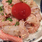 めしの助 - 甲殻丼(大)