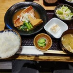 Osakanaya Yoshino - 本日の煮魚定食(赤魚) 1,100円 ♪