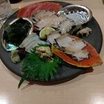 Sushi Tempura Gosakutei - ●ﾗﾝﾁ。単品。中瓶ﾋﾞｰﾙ825+刺し(鮑ｱﾜﾋﾞ1738X2+ふぐてっさ1518X2)+ﾌｸﾞ唐揚1738+天ぷら蓮根418=9,383円