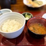 Tenotsu - ご飯・味噌汁