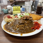 カレーショップ田園 - カレーは辛口のビーフカレー