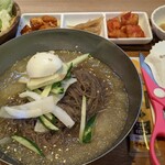 新鮮な韓国刺身 ハニンフェ - 