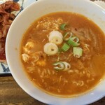 新鮮な韓国刺身 ハニンフェ - 