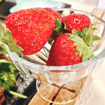 Sango Dining Offshore - 草莓 服務