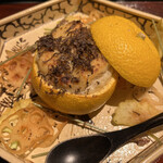 割烹 隆 - お昼のコース９６８０円。柚子釜。鱈の白子、海老芋、松露があわせてあります。ポテトグラタンのような味わいでもあり、私の口にはピッタリの一品です（╹◡╹）（╹◡╹）