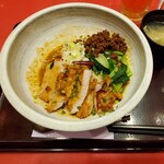 新宿 秀山 - 汁なし坦々麺（パイコー追加）