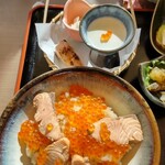 カフェ笑夢 - はらこ飯、かぶのムースいくら添え、鮭の西京焼き、かぶ浅漬け柚子風味
