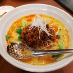 京華小吃 - 小籠包セットの担々麺