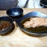 風遊斎 - てびち（煮こごり付き、300円）