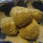 打心蕎庵 - 2013/5　そばもちを鶯きな粉と黒蜜で