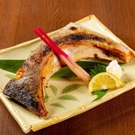 新和食料理・創作居酒屋 七つの月の夢 - マグロカマ塩焼き