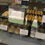 柏倉製菓 - 商品陳列