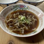 信濃屋 - 支那そば・小440円