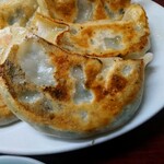 新シン - 焼餃子 接写