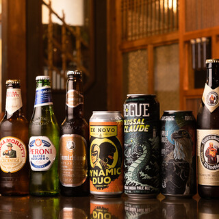 备有各种口味的啤酒请选择您喜欢的品牌