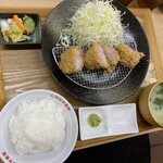 とんかつ & とり天 しげのや食堂 - 