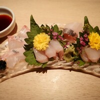 伊豆の旬 やんも 丸の内店 - オキアジのお刺身