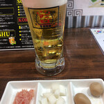 韓国酒場マニモゴ - 生ビール   594円 と お通し   330円