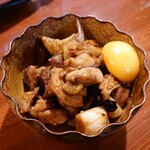 呑み処 鈴乃音 - 鶏の山賊焼き790円