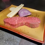 新宿 鉄板焼き YOKOTA - 黒毛和牛赤身肉と旬の焼き野菜