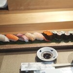 寿し芳 - 上寿司。