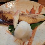 Jizake To Hokkori Ryourino Mise Itsumaru - 鯖西京味噌焼