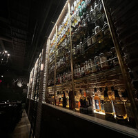 TOKYO Whisky Library - 