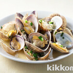 Steamed clams with sake