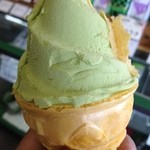 明月園 - 皮を剥いて、いただきました。
