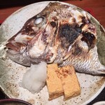 めしの助 - 真鯛かぶと塩焼き