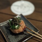 炭火焼鳥さかもり - 大葉とんぶりつくね