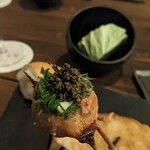 炭火焼鳥さかもり - 大葉とんぶりつくね