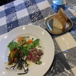 LIBERTA - 前菜とパン